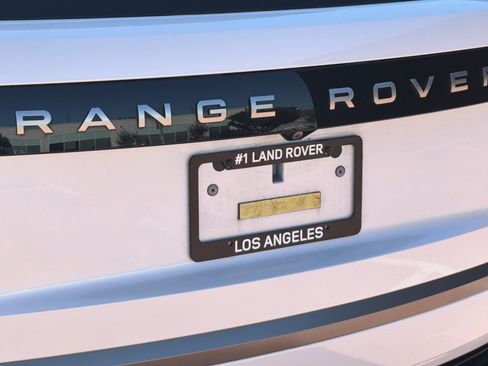Used 2023 Land Rover Range Rover Long Wheelbase SE AWD/4WD image 30