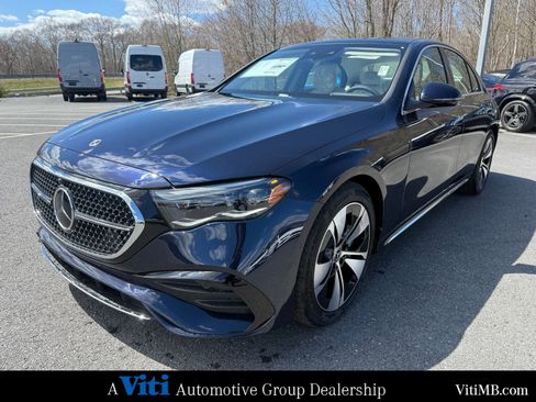 New 2026 Mercedes-Benz E 450 4MATIC Sedan image 4