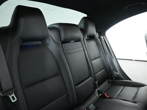 Used 2019 Mercedes-Benz CLA 250 image 20