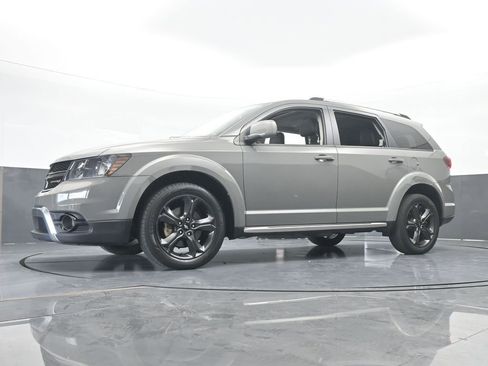 Used 2020 Dodge Journey Crossroad image 61