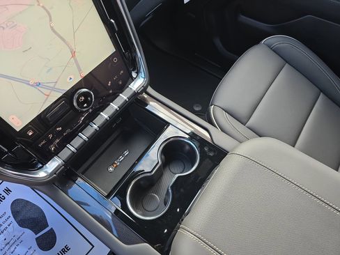 New 2026 GMC Yukon XL Elevation image 27