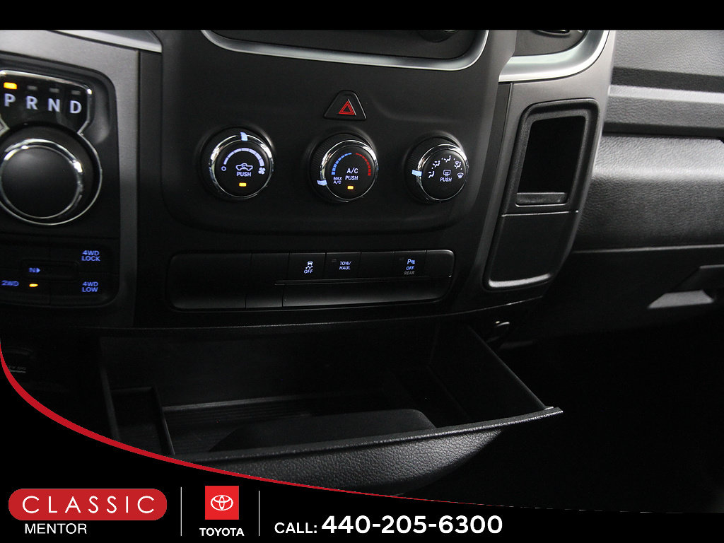 Used 2024 RAM 1500 Warlock AWD/4WD image 15