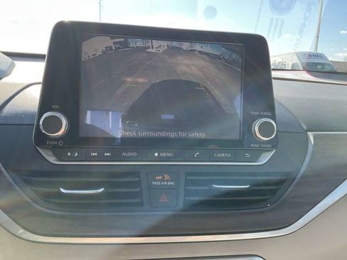 Certified 2025 Nissan Altima 2.5 SV image 16