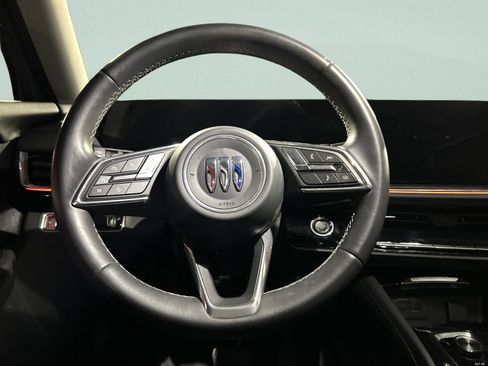 Used 2024 Buick Envision Preferred image 15