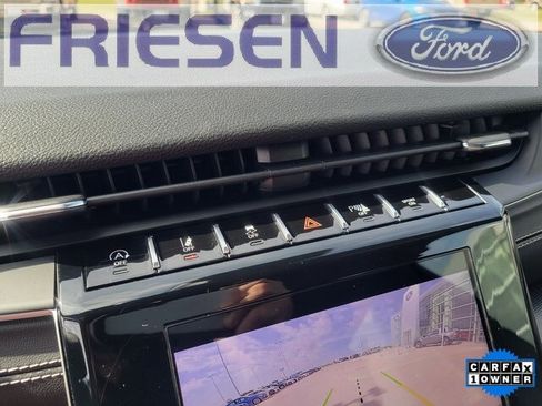 Used 2024 Jeep Grand Cherokee L Laredo image 21