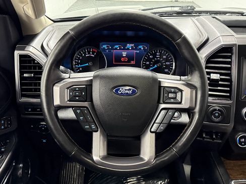 Used 2021 Ford Expedition Max Platinum AWD/4WD image 17