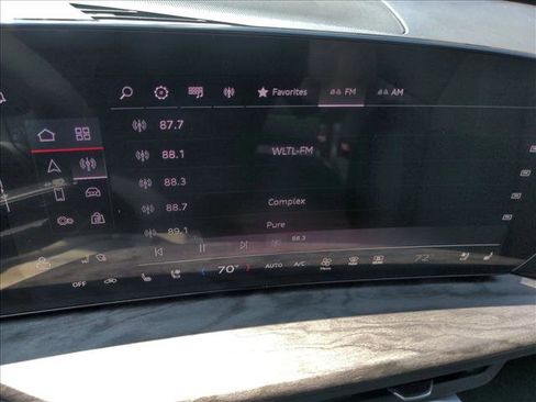 Used 2025 Audi Q5 Premium Plus w/ Premium Plus image 12