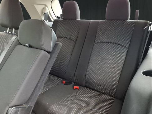Used 2020 Dodge Journey SE w/ SE Popular Equipment Group FWD image 14