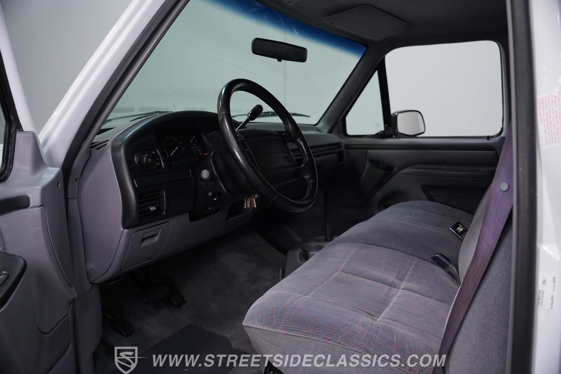 Used 1996 Ford F150 4x4 Regular Cab image 4