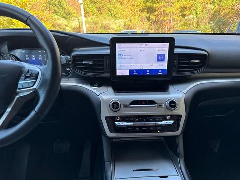 Used 2021 Ford Explorer XLT w/ Class III Trailer Tow Package image 17