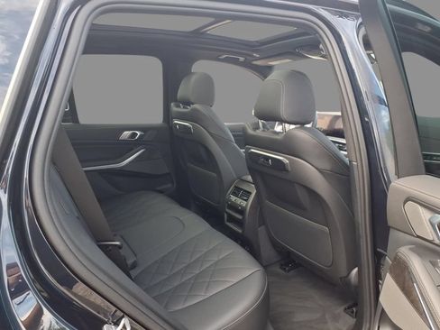 Used 2024 BMW X5 xDrive40i w/ M Sport Package AWD/4WD image 11