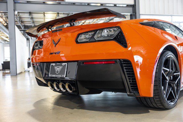 Used 2019 Chevrolet Corvette ZR1 RWD image 22