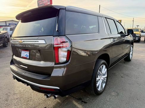 Used 2021 Chevrolet Suburban High Country w/ Premium Package image 6