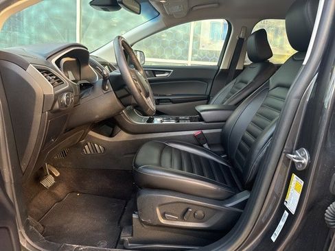 Certified 2020 Ford Edge SEL w/ Convenience Package image 9