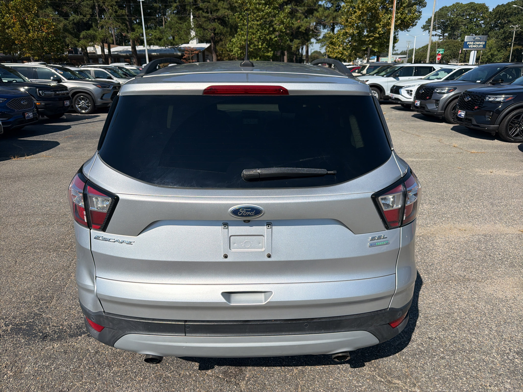Used 2018 Ford Escape SEL FWD image 6