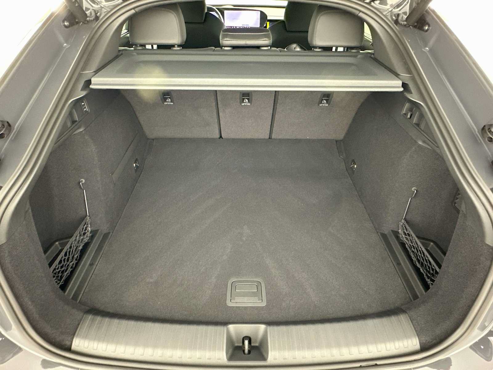 New 2027 Audi SQ6 e-tron Prestige AWD/4WD image 24