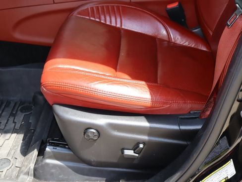 Used 2018 Jeep Grand Cherokee Trackhawk AWD/4WD image 15