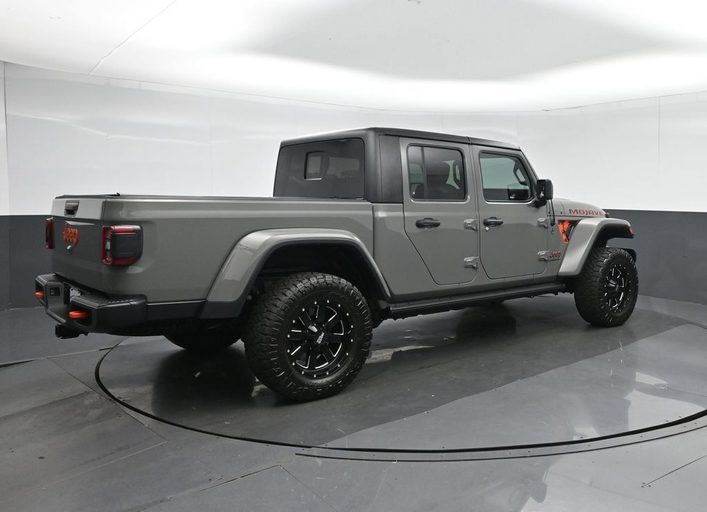 Used 2022 Jeep Gladiator Mojave w/ LED Lighting Group AWD/4WD image 7