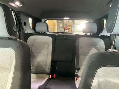 Used 2024 Chevrolet Equinox LS w/ LS Convenience Package image 27