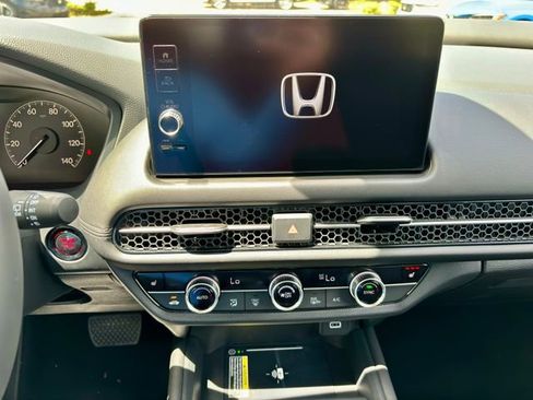 New 2026 Honda HR-V EX-L image 17
