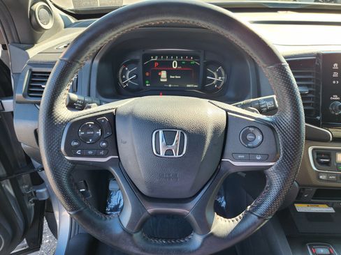 Certified 2023 Honda Passport TrailSport image 9