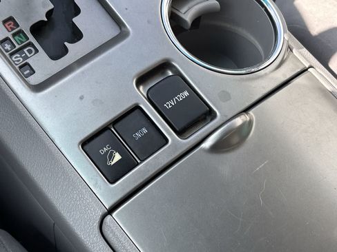 Used 2010 Toyota Highlander 4WD w/ Extra Value Pkg 2 image 18