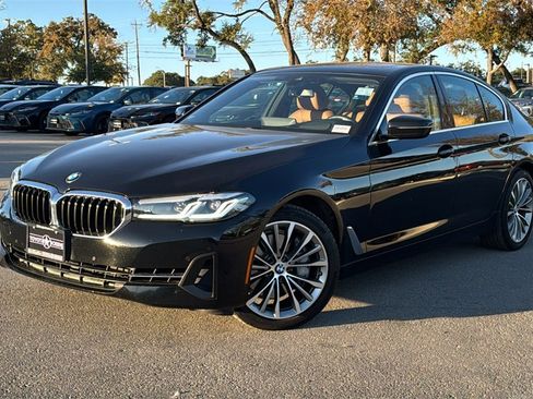 Used 2023 BMW 540i w/ Premium Package image 49