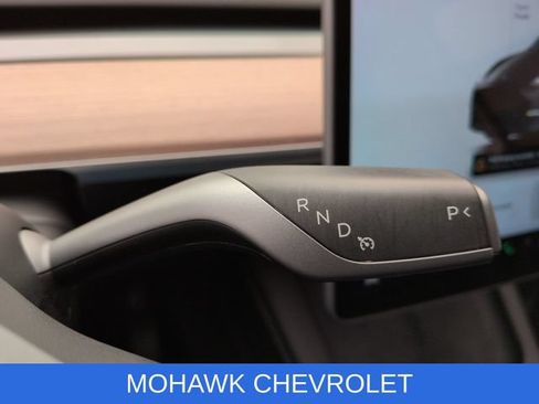 Used 2023 Tesla Model Y Long Range AWD/4WD image 17