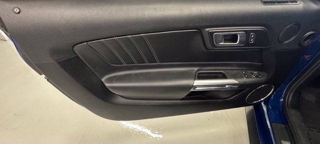 Used 2022 Ford Mustang GT Premium w/ Black Accent Package RWD image 22