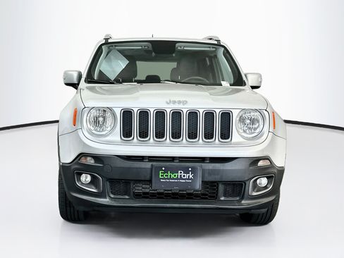 Used 2018 Jeep Renegade Limited AWD/4WD image 2