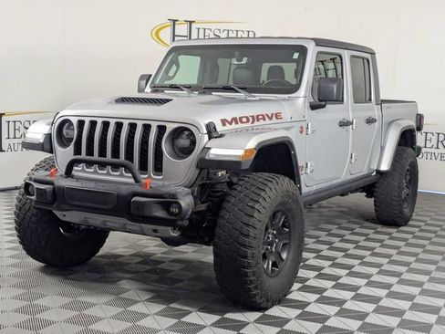 Used 2022 Jeep Gladiator Mojave w/ Trailer Tow Package AWD/4WD image 5