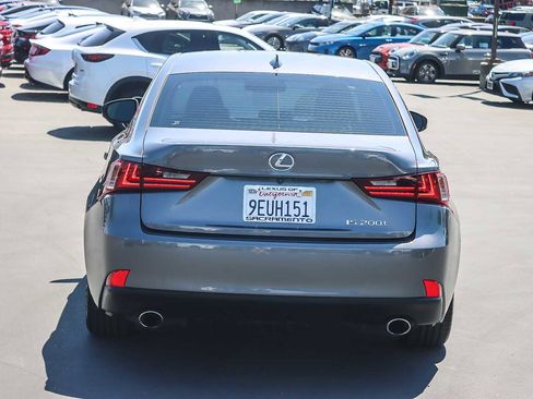 Used 2016 Lexus IS 200t image 3