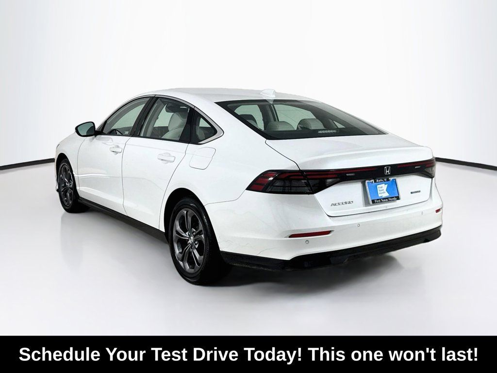 Used 2023 Honda Accord EX-L image 5