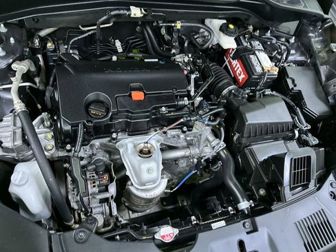 Used 2024 Honda HR-V LX image 27