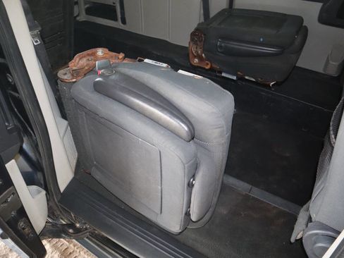 Used 2009 Dodge Grand Caravan SE w/ Climate Group image 30