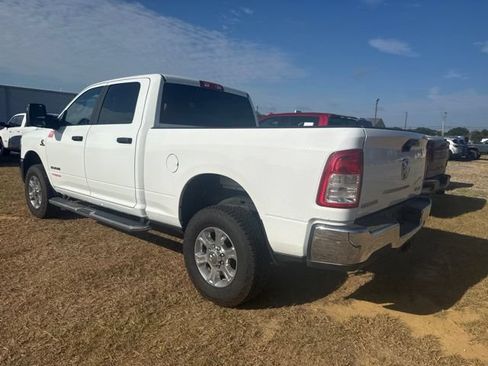 Used 2024 RAM 2500 Big Horn AWD/4WD image 4