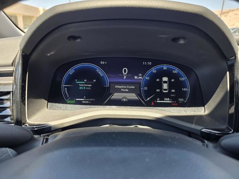 Used 2025 Toyota Camry XLE FWD image 14