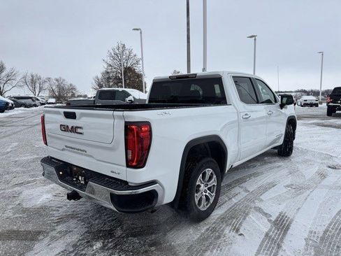 Used 2025 GMC Sierra 1500 SLT image 8