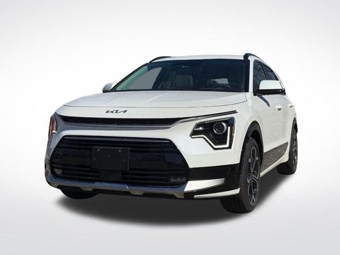 Used 2023 Kia Niro EX Touring image 7