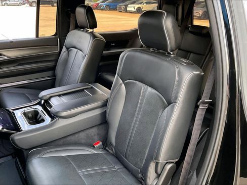 Used 2023 Jeep Grand Wagoneer Series II w/ Quick Order Packagew 28T image 20