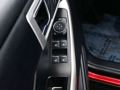 Used 2022 Ford Explorer XLT image 10