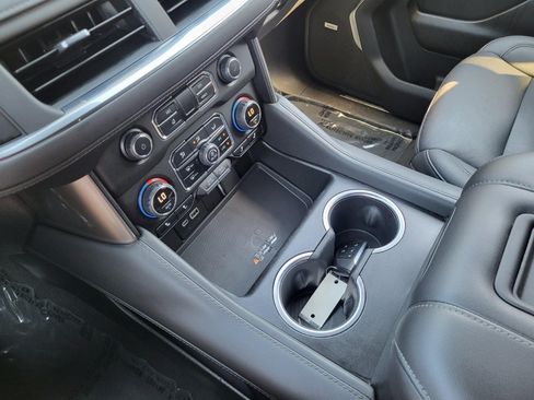 Used 2024 Chevrolet Tahoe LT RWD image 20