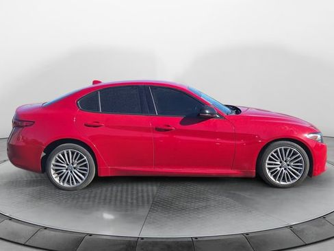 Used 2018 Alfa Romeo Giulia Ti w/ Quick Order Package 22X Lusso image 6