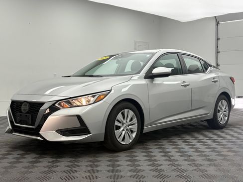 Used 2023 Nissan Sentra S FWD image 2