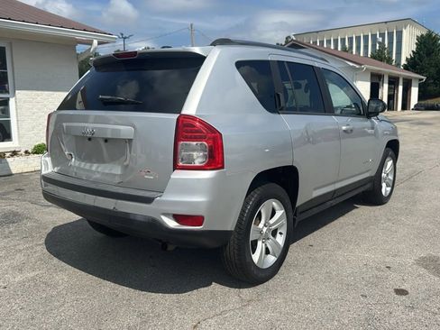 Used 2013 Jeep Compass Sport FWD image 5