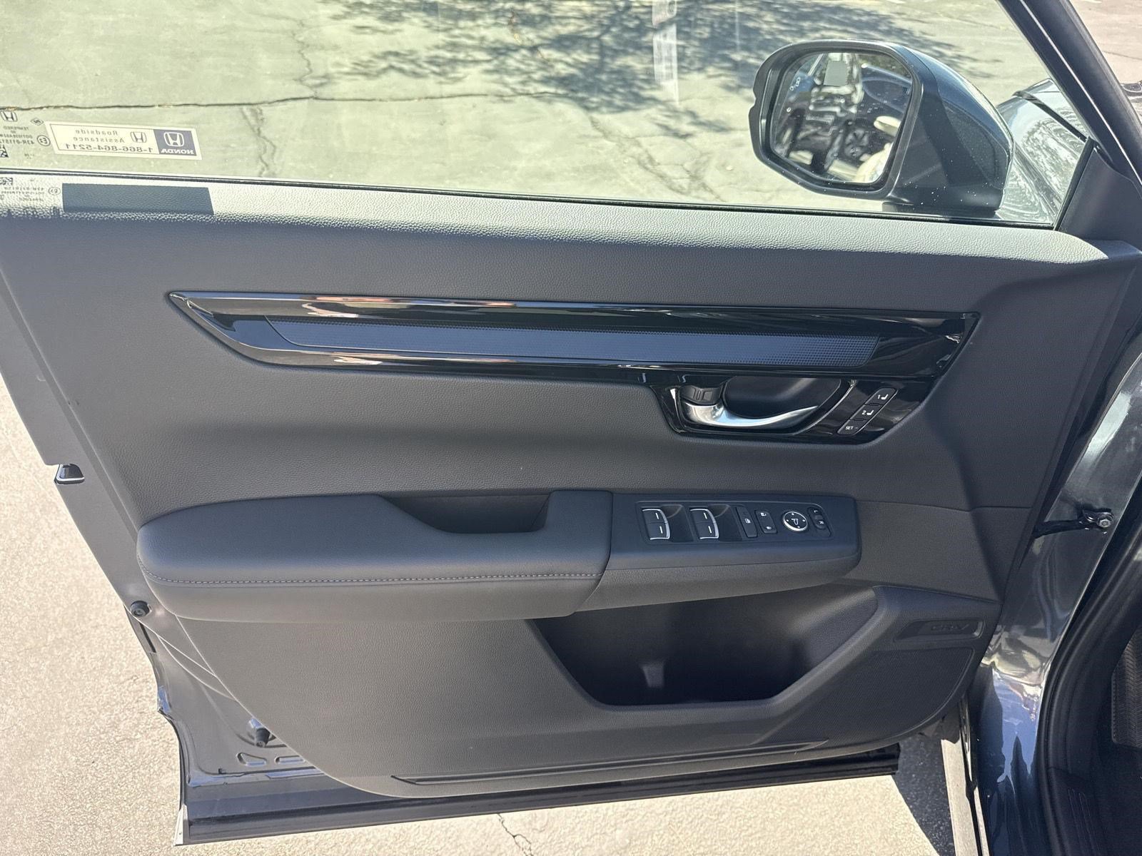 Certified 2026 Honda CR-V EX-L image 9