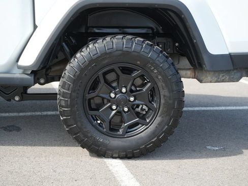 Used 2021 Jeep Gladiator Sport AWD/4WD image 45