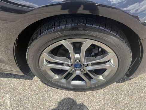 Used 2020 Ford Fusion SEL image 20