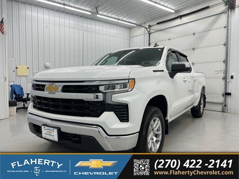 Used 2023 Chevrolet Silverado 1500 LT AWD/4WD image 6