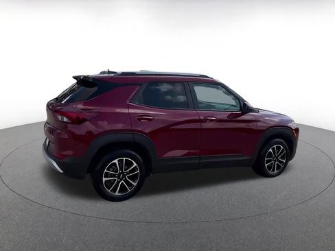 Used 2025 Chevrolet TrailBlazer LT image 14